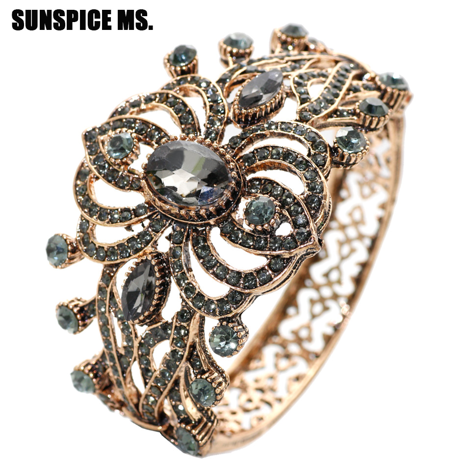 Ethnic Fashion Brand - Böhmische ethnische Vintage Armreif Manschette antike